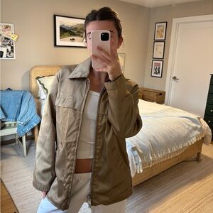 Vintage Casual Zip-Up Jacket in Gold